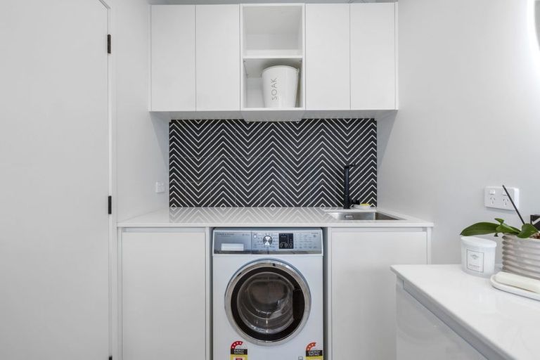 Photo of property in 75a Pendarves Street, New Plymouth, 4310