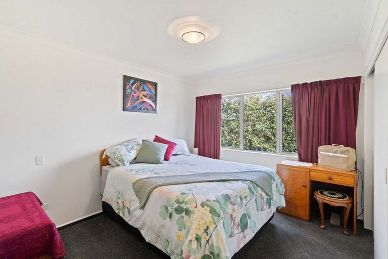 Photo of property in 2 Summerhaven Place, Ohauiti, Tauranga, 3112