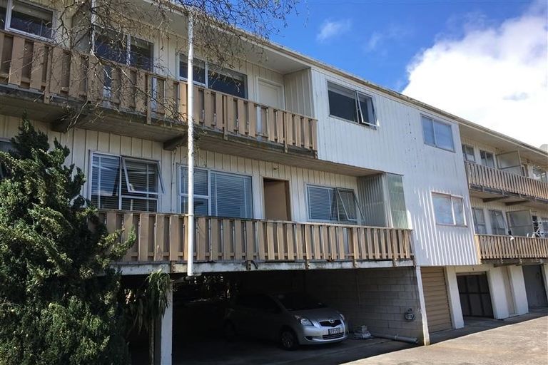 Photo of property in 10/62 Grange Road, Mount Eden, Auckland, 1024