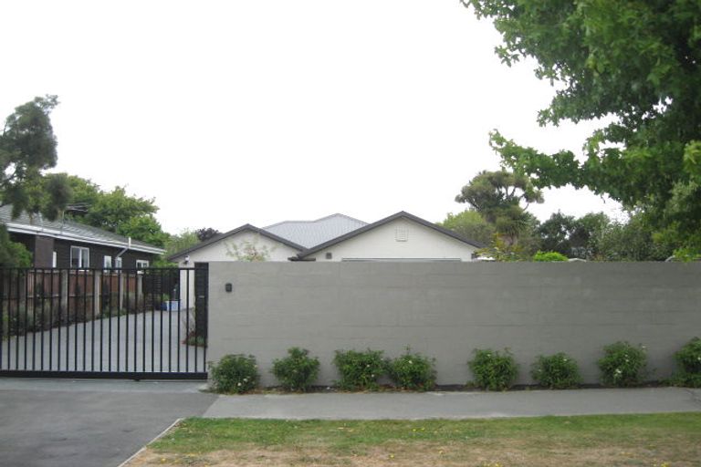 Photo of property in 76 Tomes Road, St Albans, Christchurch, 8052