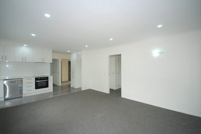 Photo of property in 3/23a Saxon Street, Waterview, Auckland, 1026