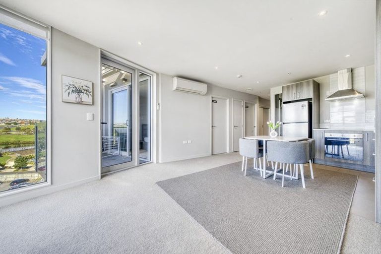 Photo of property in 605/1 Rose Garden Lane, Albany, Auckland, 0632