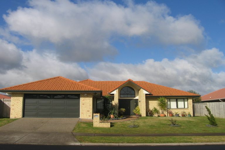 Photo of property in 7 Ballybay Road, East Tamaki, Auckland, 2016