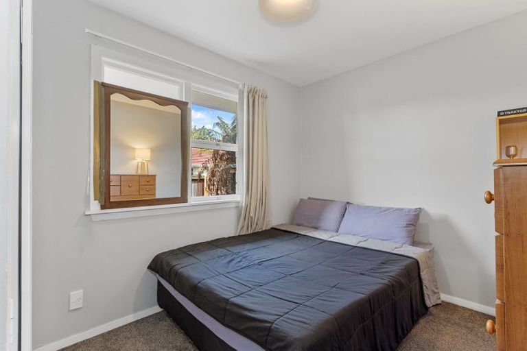 Photo of property in 1/11 Division Street, Riccarton, Christchurch, 8041