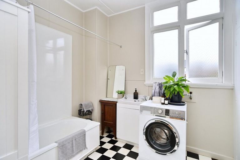 Photo of property in 207 Matsons Avenue, Papanui, Christchurch, 8053