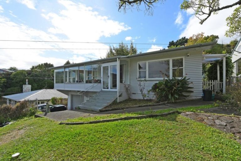 Photo of property in 7 Thomas Street, Stokes Valley, Lower Hutt, 5019