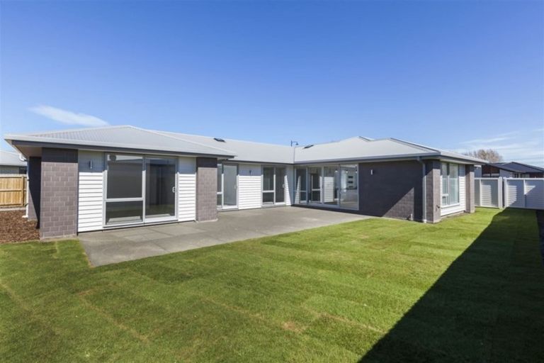 Photo of property in 3 Ciaran Close, Broomfield, Christchurch, 8042