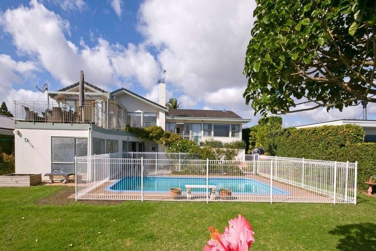 Photo of property in 83 Fisher Parade, Sunnyhills, Auckland, 2010