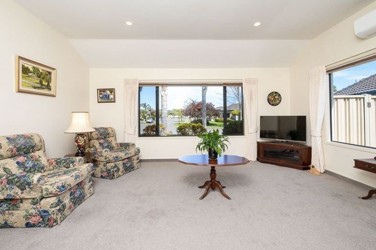 Photo of property in 15 Russell Robertson Drive, Havelock North, 4130