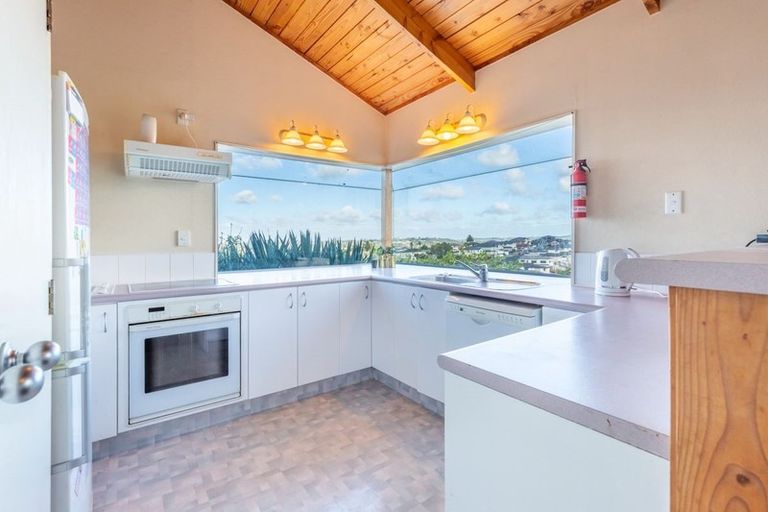 Photo of property in 2a Virginia Street, Henderson, Auckland, 0612