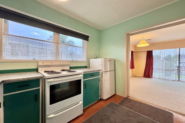 Photo of property in 1/15 Tatariki Street, Rosehill, Papakura, 2113