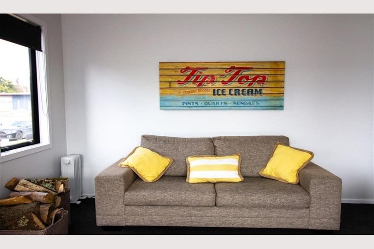 Photo of property in 30 Snowmass Drive, Ohakune, 4625