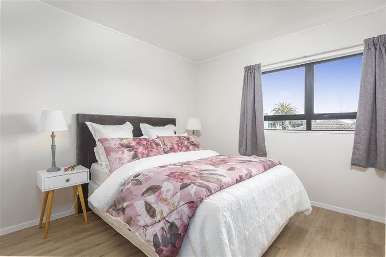 Photo of property in 1/16 Wood Street, Papakura, 2110