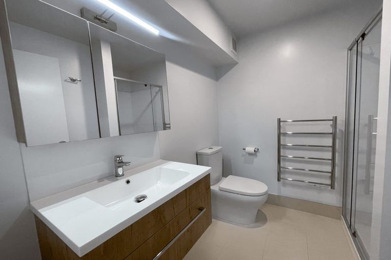 Photo of property in 22 Tahuhu Road, Mount Wellington, Auckland, 1062