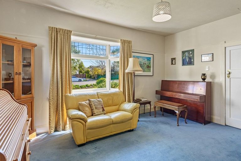 Photo of property in 132 Birdwood Avenue, Beckenham, Christchurch, 8023