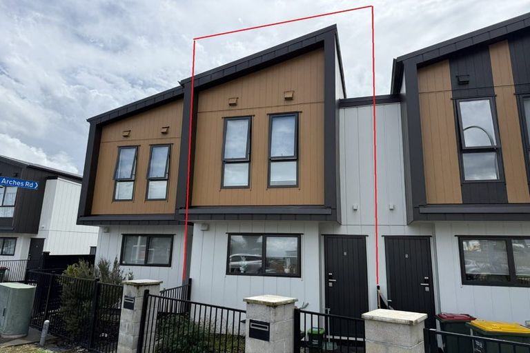 Photo of property in 3 Red Arches Road, Henderson, Auckland, 0610