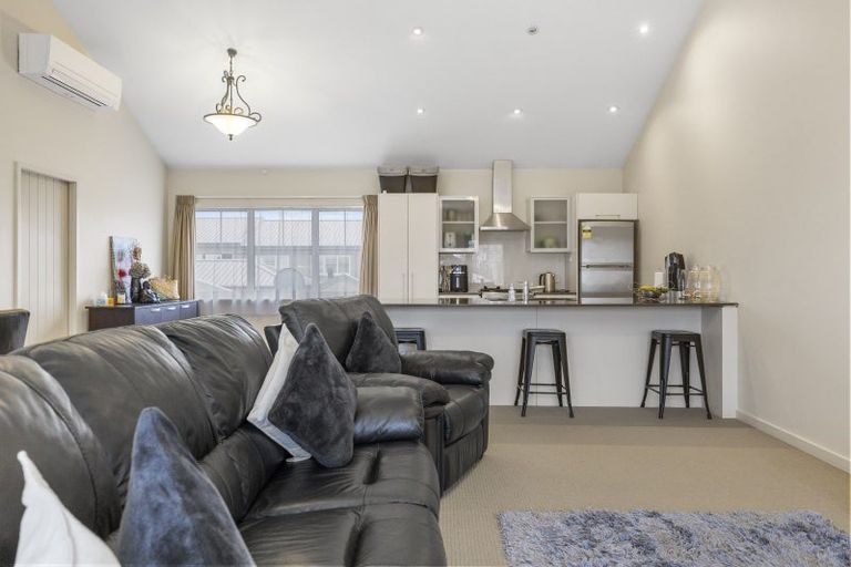 Photo of property in 31 Chateau Crescent, Rangatira Park, Taupo, 3330