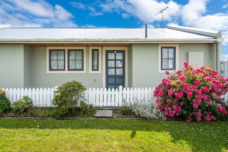 Photo of property in Balmoral Park, 12/31 Eastbourne Street, Caversham, Dunedin, 9012