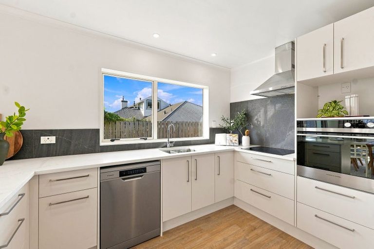 Photo of property in 81 Kinloch Drive, Bethlehem, Tauranga, 3110