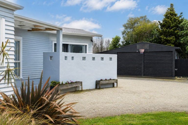Photo of property in 2 Worsley Street, Tamarau, Gisborne, 4010