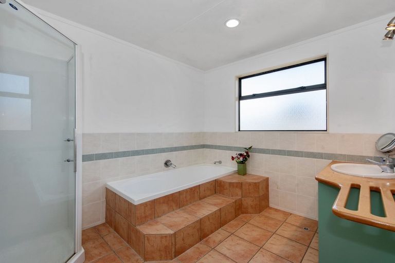 Photo of property in 83 Harrowfield Drive, Harrowfield, Hamilton, 3210