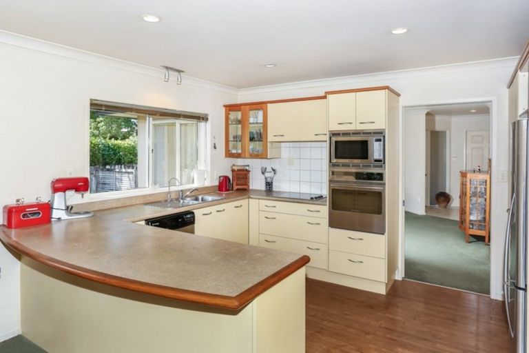 Photo of property in 42a Kitchener Road, Waiuku, 2123