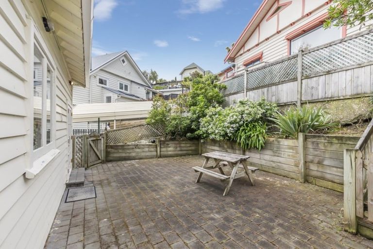 Photo of property in 13 Kainui Road, Hataitai, Wellington, 6021