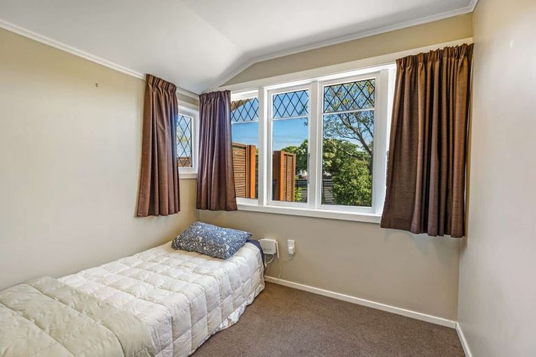 Photo of property in 42 Limbrick Street, Terrace End, Palmerston North, 4410