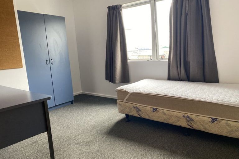 Photo of property in Basin Reserve Complex, 60/4 Sussex Street, Mount Cook, Wellington, 6021