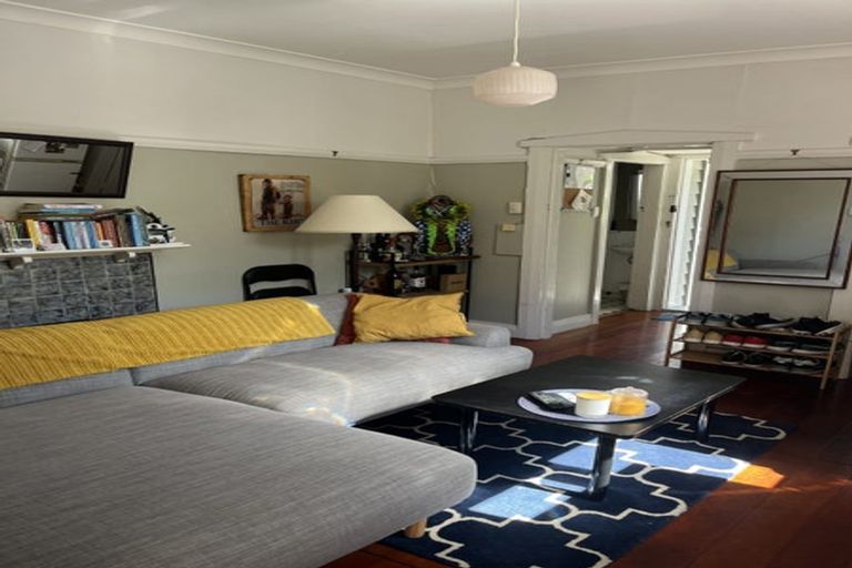 Photo of property in 8 Caprera Street, Melrose, Wellington, 6023