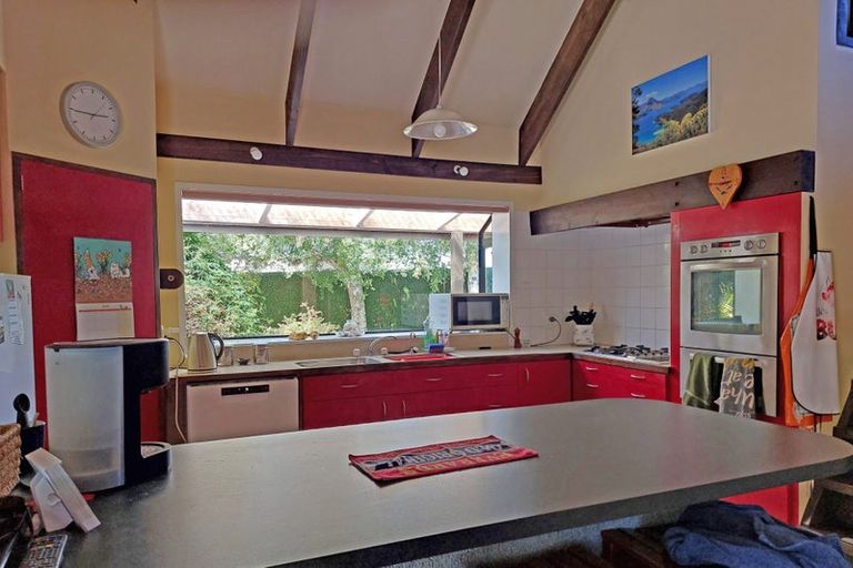 Photo of property in 3 Allan Street, Waimate, 7924