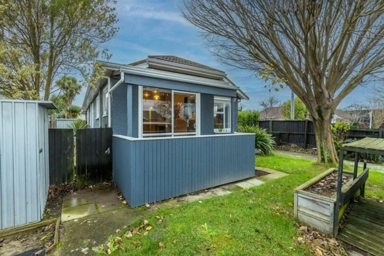 Photo of property in 10 Wairakei Road, Strowan, Christchurch, 8052