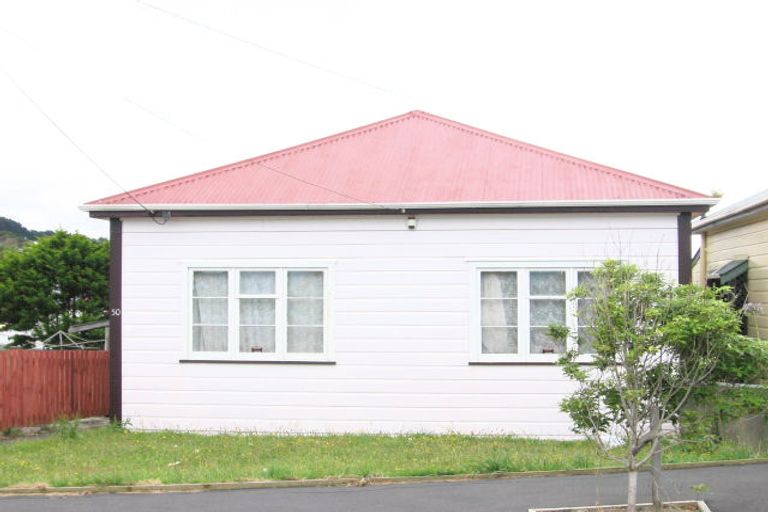 Photo of property in 50 Herald Street, Berhampore, Wellington, 6023