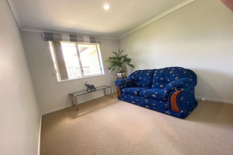 Photo of property in 77 Doncaster Drive, Papamoa Beach, Papamoa, 3118