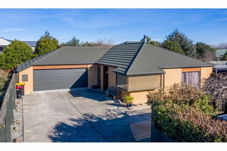 Photo of property in 9a Bunting Place, Woodend, 7610