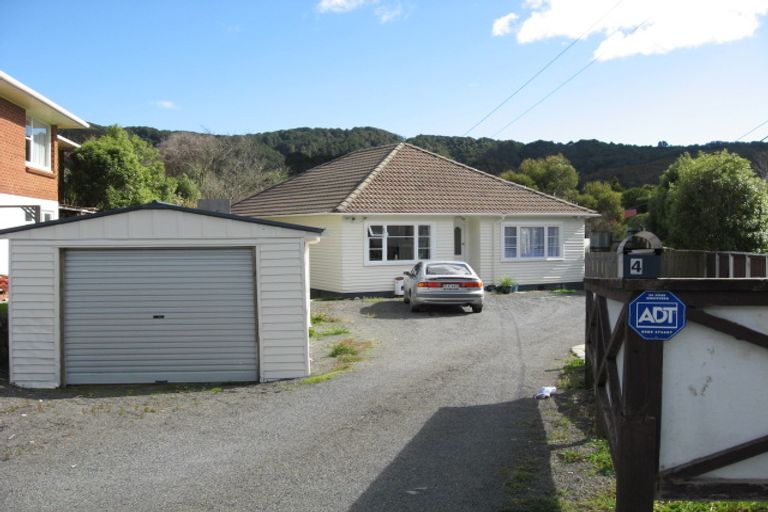 Photo of property in 48 Peel Place, Wainuiomata, Lower Hutt, 5014
