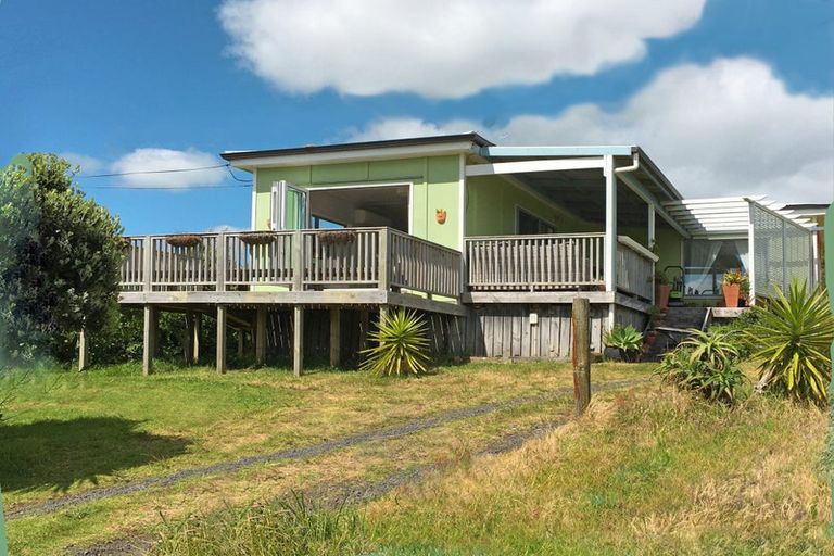 Photo of property in 14 Wainamu Road, Raglan, 3297