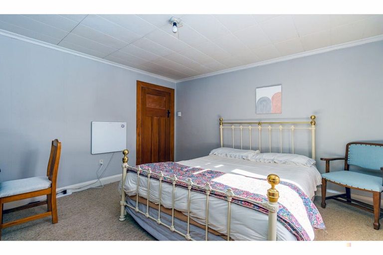 Photo of property in 76 Shearman Street, Waimate, 7924