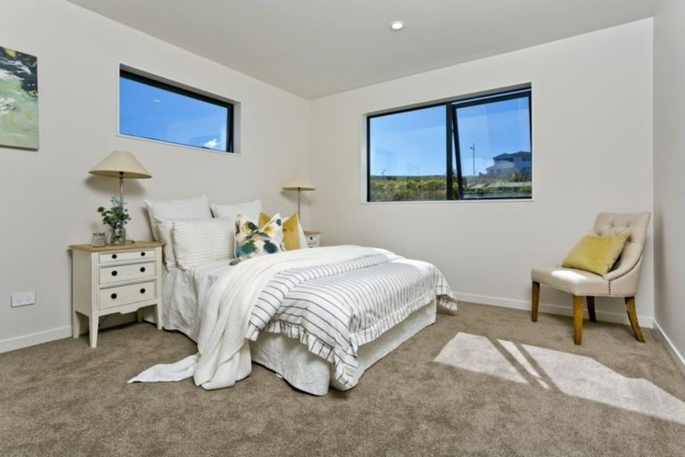 Photo of property in 4 Tawatawa Street, Long Bay, Auckland, 0630