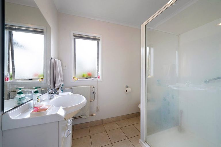 Photo of property in 17/64 Tapu Road, Huapai, Kumeu, 0810