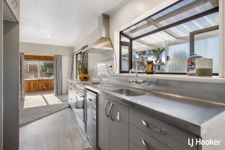 Photo of property in 3 Adela Stewart Drive, Athenree, Katikati, 3177