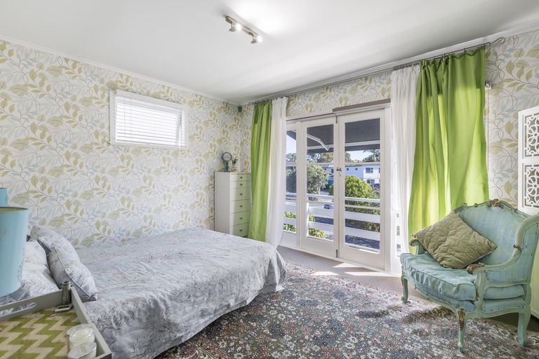 Photo of property in 56 Andrew Road, Howick, Auckland, 2010