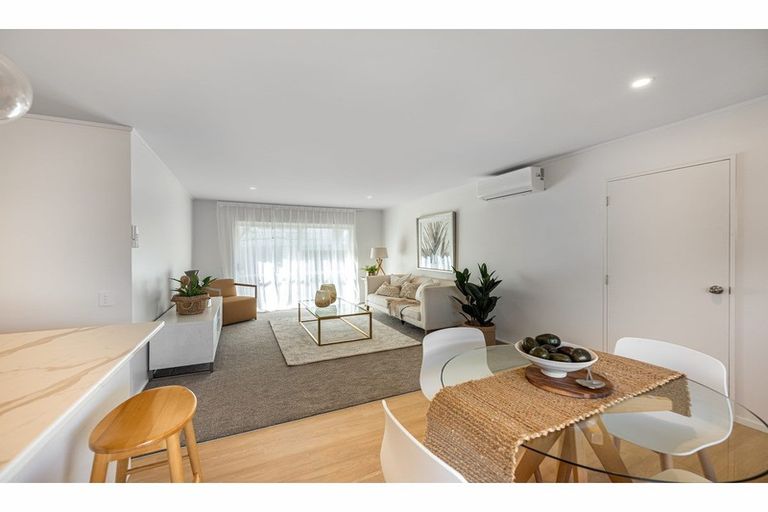 Photo of property in 5/122 Walmsley Road, Favona, Auckland, 2024