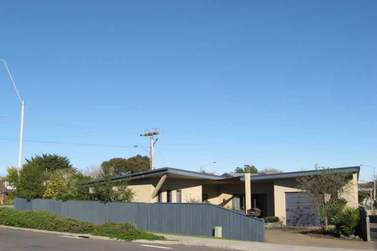 Photo of property in 1a Arataki Road, Havelock North, 4130