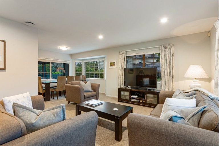 Photo of property in 73 Te Wharau Drive, Greenhithe, Auckland, 0632