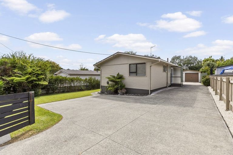 Photo of property in 8 Karaka Road, Whenuapai, Auckland, 0618