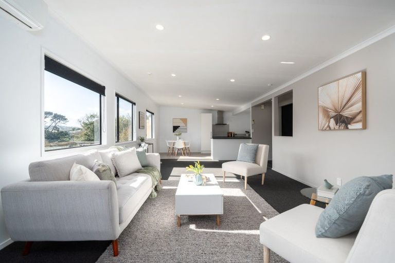 Photo of property in 2/4 Puaha Street, Takapuwahia, Porirua, 5022