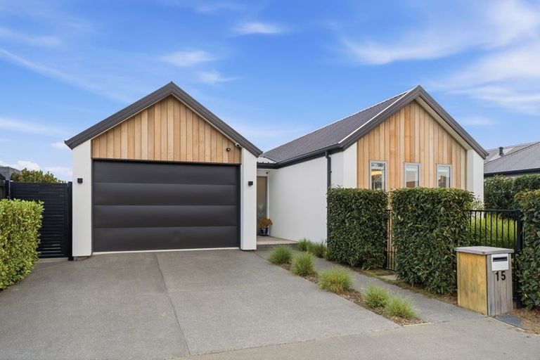 Photo of property in 15 Larissa Road, Halswell, Christchurch, 8025