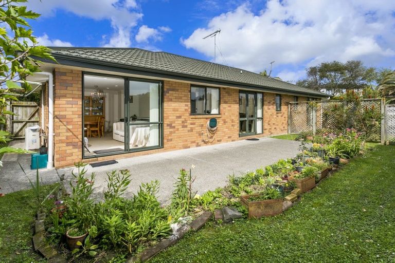 Photo of property in 100 Greenhithe Road, Greenhithe, Auckland, 0632