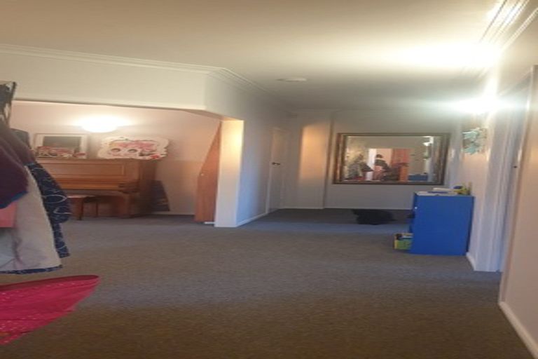 Photo of property in 39 Moire Road, Massey, Auckland, 0614